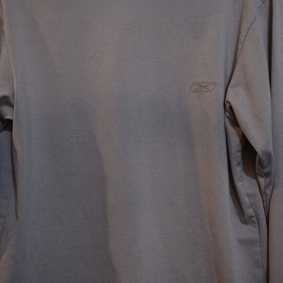 REEBOK Play Activewear Turtle-Neck Long Sleeves Solid Gray Lady's Tee L - Picture 5 of 6